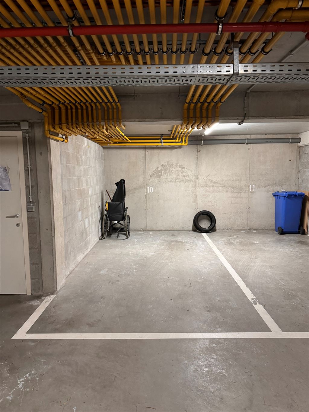 Staanplaats - binnen in Wilrijk - foto 2