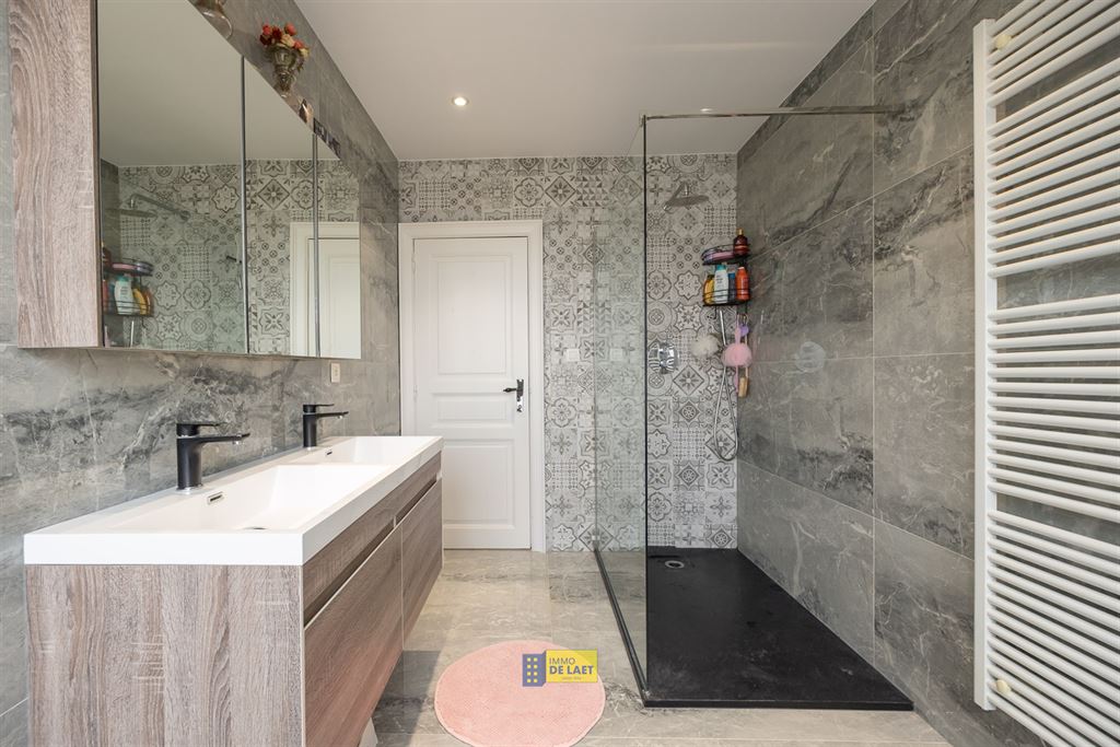 Eengezinswoning in Merksem - foto 11