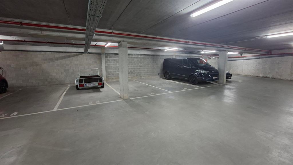 Staanplaats - binnen in Brasschaat - foto 3