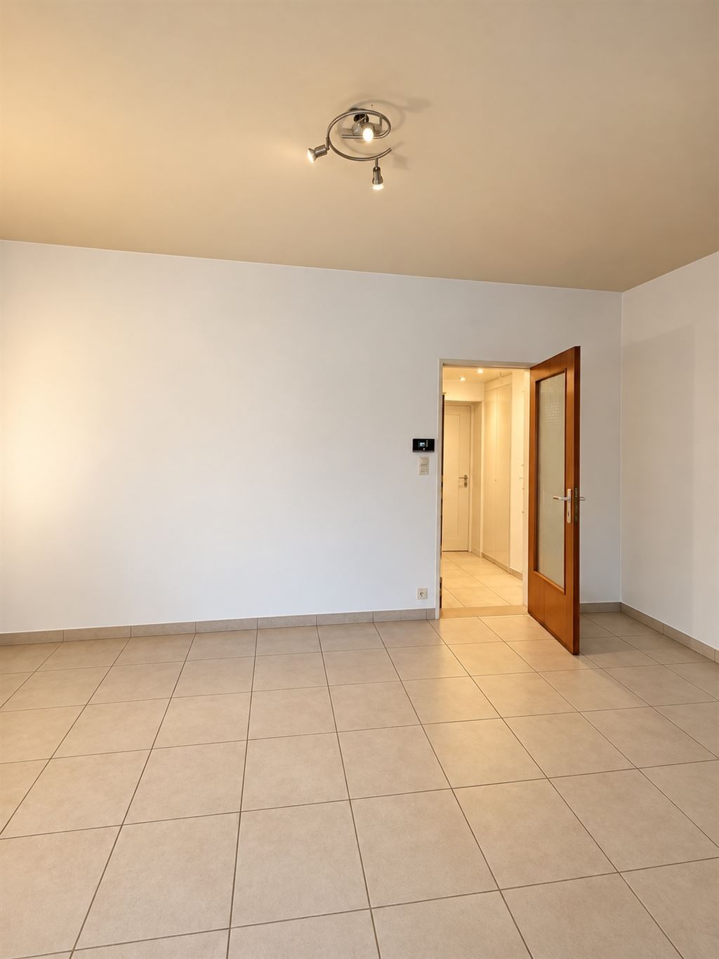 Appartementsgebouw in Hoevenen - foto 3
