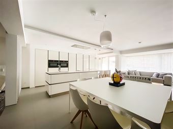 SUPERBE APPARTEMENT DE STANDING