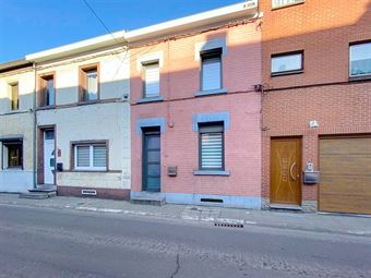 *** SOUS COMPROMIS - PLUS DE VISITES *** AGREABLE MAISON, HABITABLE DE SUITE.