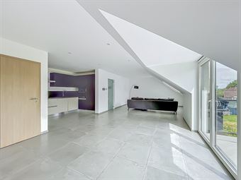 MAGNIFQUE APPARTEMENT 2 CHAMBRES AVEC BALCON ET PARKING