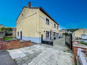 ENSEMBLE DE 2 MAISONS A RENOVER