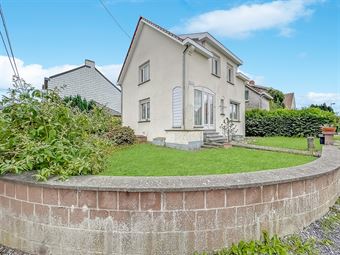 MAISON 4F A RAFRAICHIR DANS UN AGREABLE QUARTIER