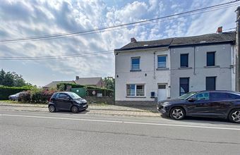 MAISON 3 FACADES AVEC 4 GARAGES