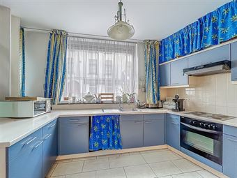 SUPERBE APPARTEMENT 2 CHAMBRES AVEC JARDIN