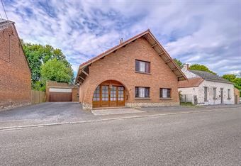 CHARMANTE MAISON 4F A RENOVER AVEC ATELIER (+/-90M²)