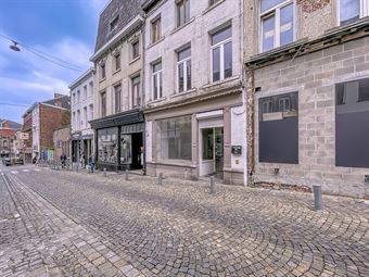 MAISON DE COMMERCE AVEC PERMIS