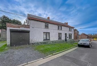 GRANDE MAISON 4F A RENOVER PARTIELLEMENT