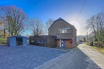 AGREABLE ET LUMINEUSE MAISON 4F, QUARTIER PAISIBLE