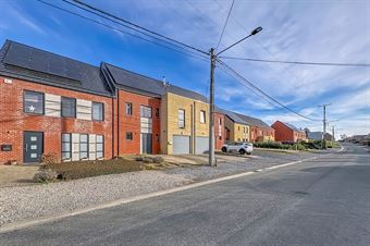 BELLE ET GRANDE MAISON EN TRES BON ETAT GENERAL