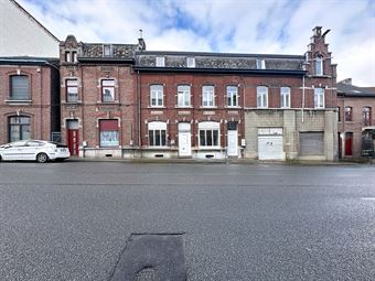 APPARTEMENT + GARAGE À RÉNOVER