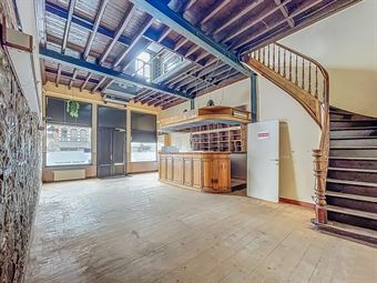 SUPERBE MAISON DE COMMERCE