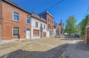 JOLIE ET GRANDE MAISON PLEINE DE CHARME