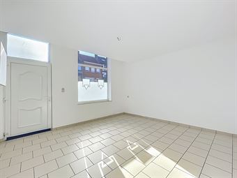 JOLIE MAISON 3 CHAMBRES AVEC JARDIN