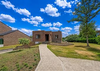 SPACIEUSE ET TRES BONNE MAISON 4F DE TYPE PLAIN-PIED