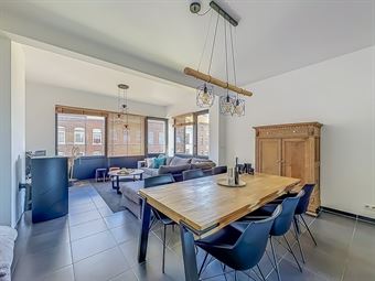 SUPERBE MAISON AVEC JARDIN ET GARAGE