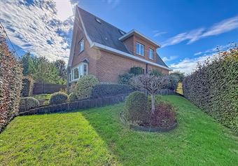 TRES BELLE ET SPACIEUSE VILLA 4F EN PLEINE CAMPAGNE