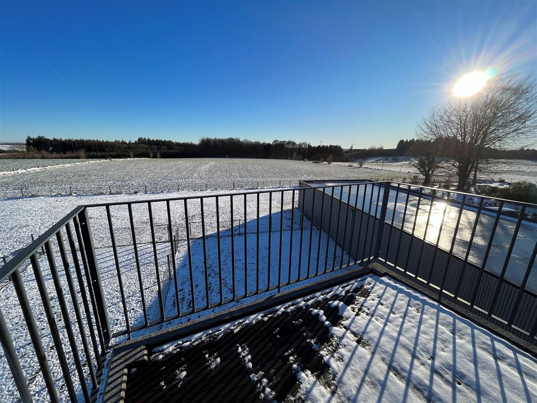 Appartement 2 chambres avec terrasse et parkings