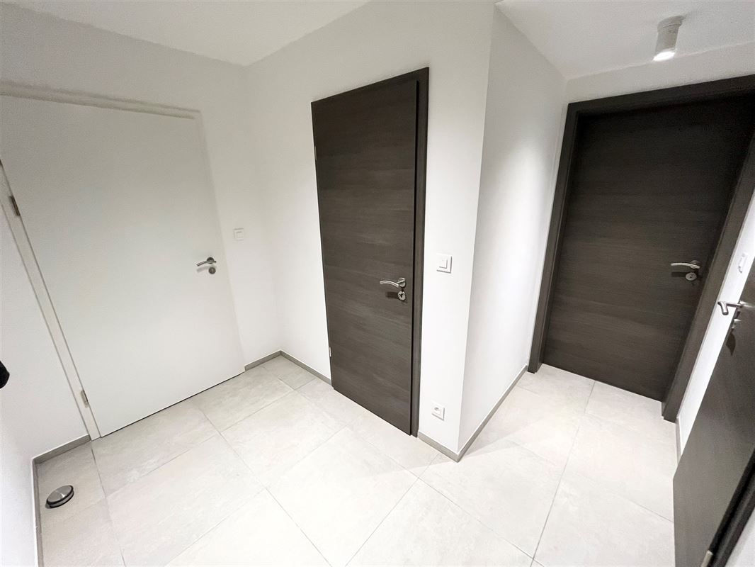 Appartement 2 chambres avec terrasse et parkings