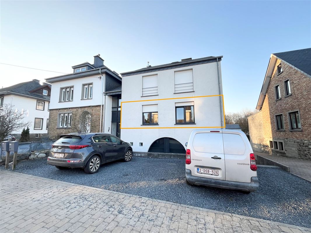 Appartement 2ch + terrasse sur Bastogne centre !