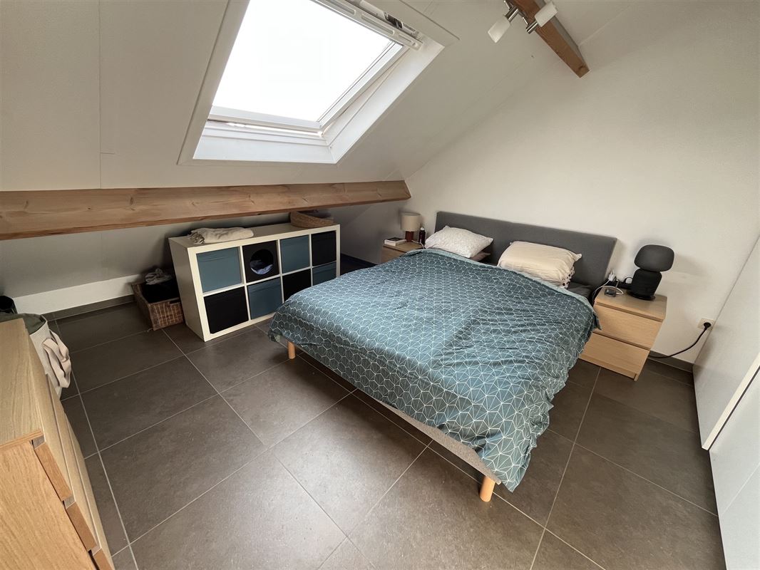 Duplex proche du centre, 2 ch + 1 bureau et garage