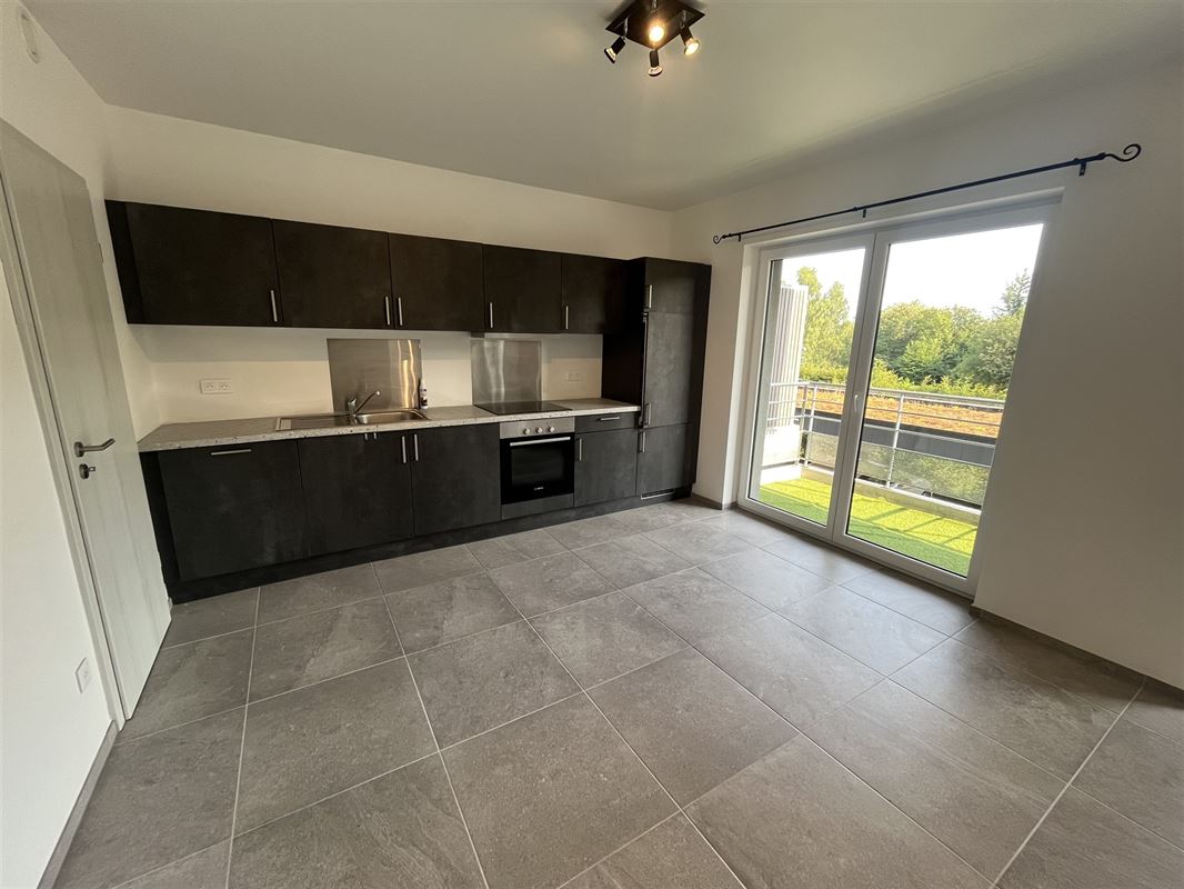 Appartement 2ch., garage, cave et parking sous carport