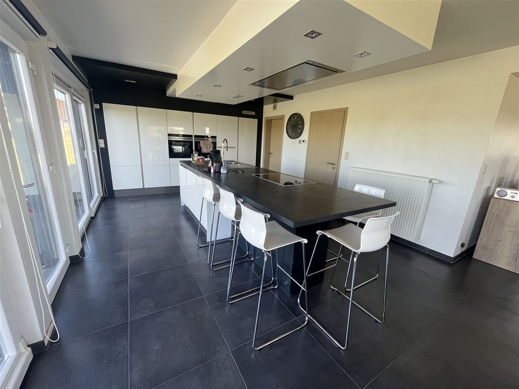 Villa 4 ch. avec garage !