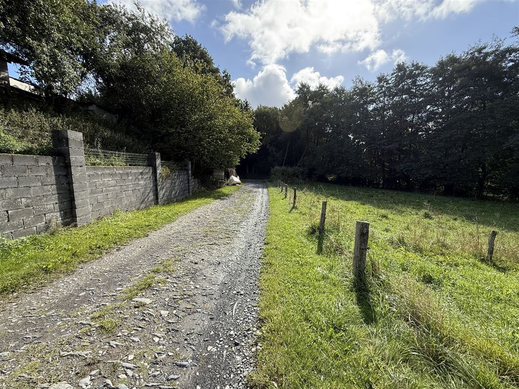 Terrain à bâtir de 11a 07ca, hors lotissement