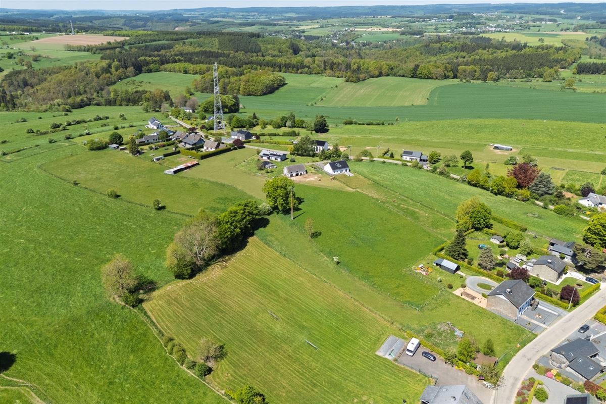 Terrain à bâtir de 26a 67ca avec poss. de 95a 88ca en + 