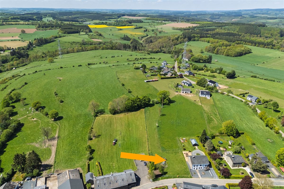 Terrain à bâtir de 26a 67ca avec poss. de 95a 88ca en + 