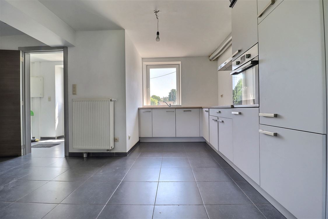 Immeuble de rapport à SOVET (8 chambres)