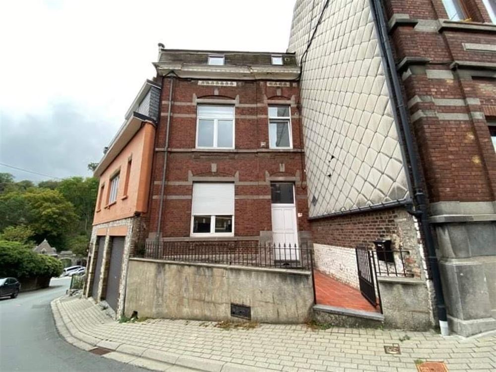 Villa/maison/ferme à Namur (4 chambres)