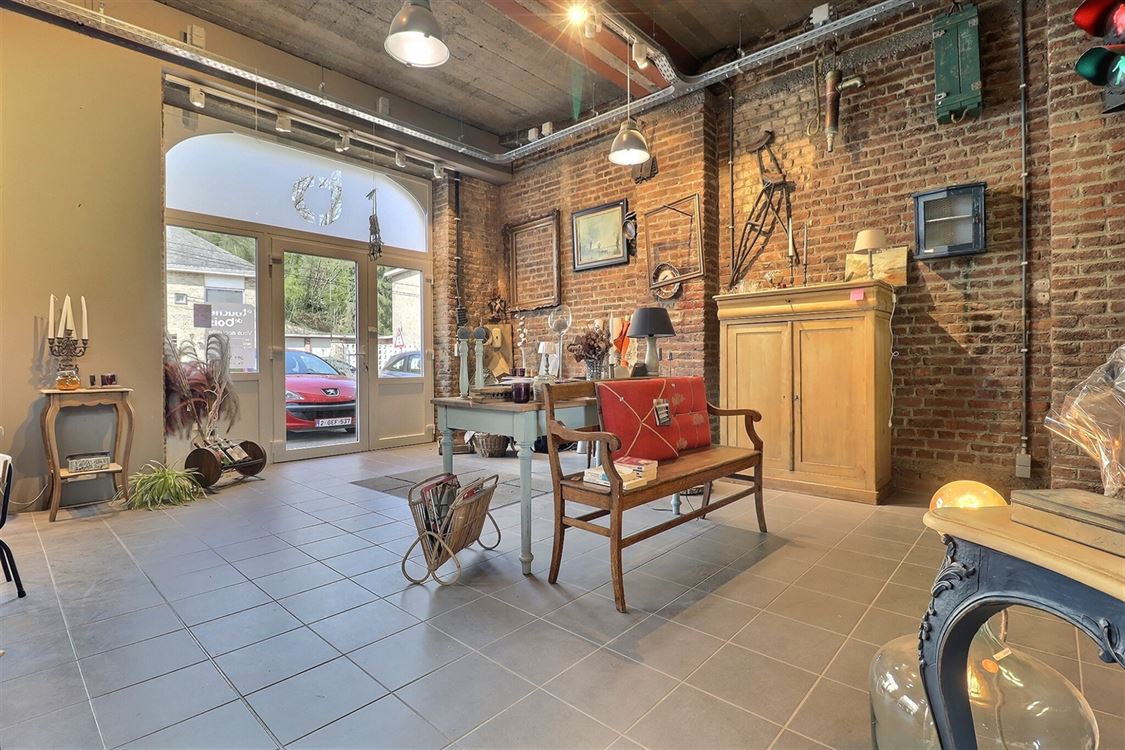 Local commercial à PROFONDEVILLE (0 chambre)