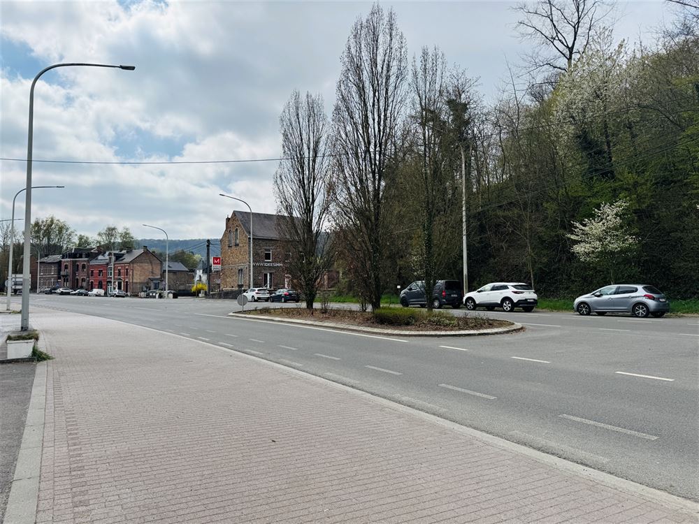 Local commercial à PROFONDEVILLE (0 chambre)