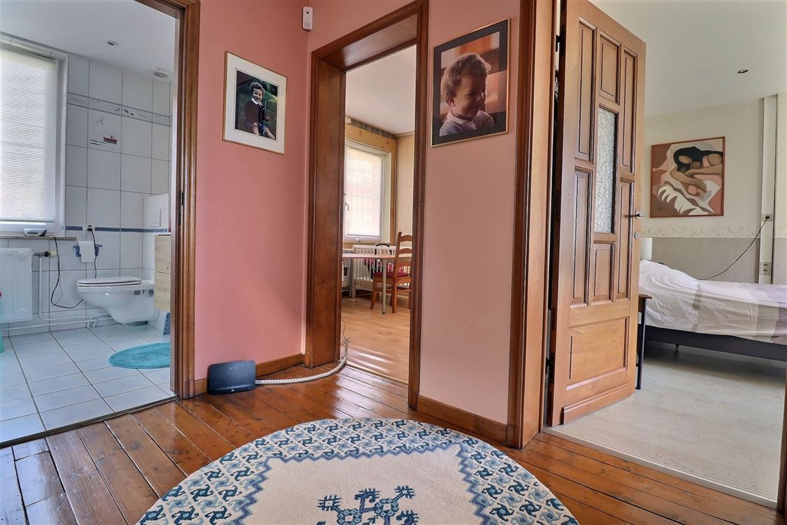 Villa/maison/ferme à BOUGE (5 chambres)