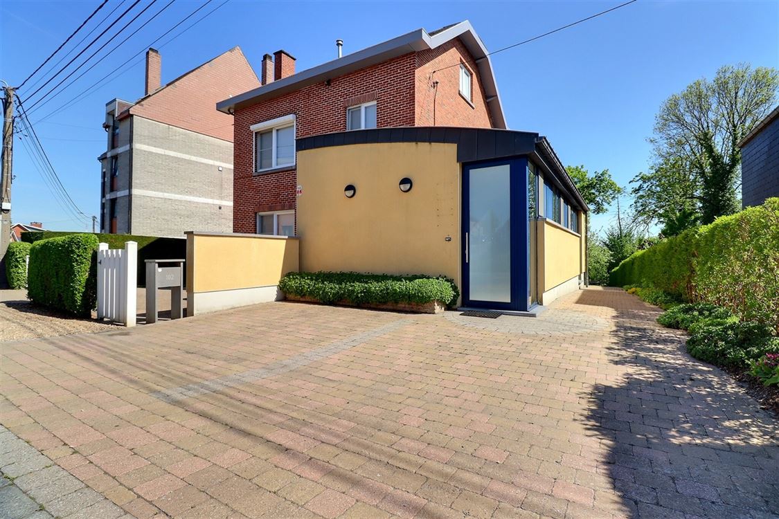 Villa/maison/ferme à BOUGE (5 chambres)