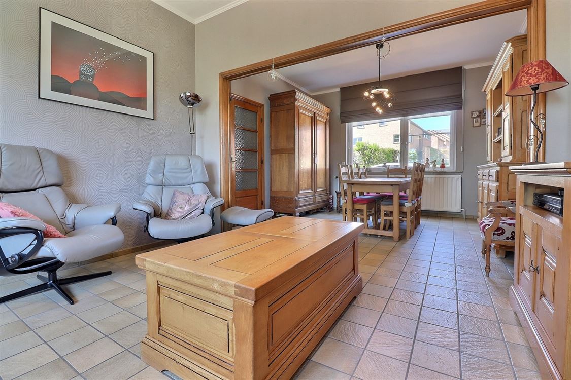 Villa/maison/ferme à BOUGE (5 chambres)