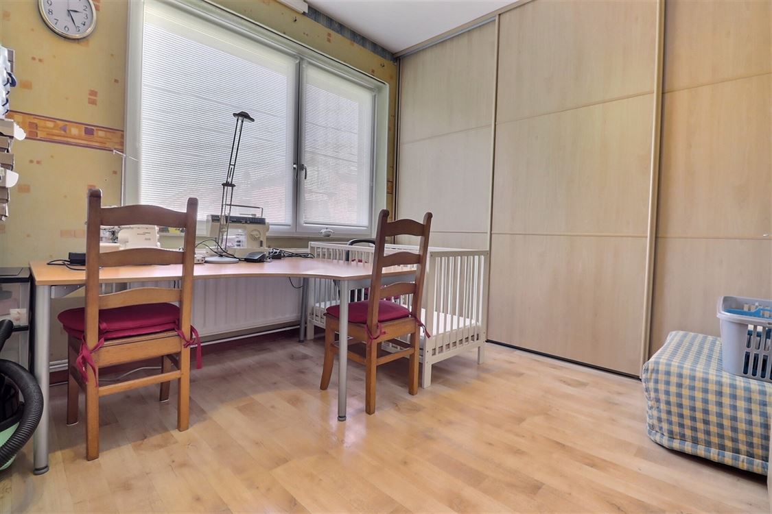 Villa/maison/ferme à BOUGE (5 chambres)