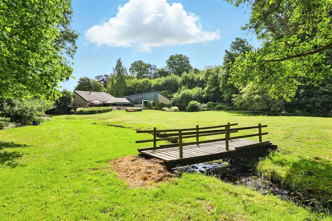 Villa/maison/ferme à DAVE (5 chambres)