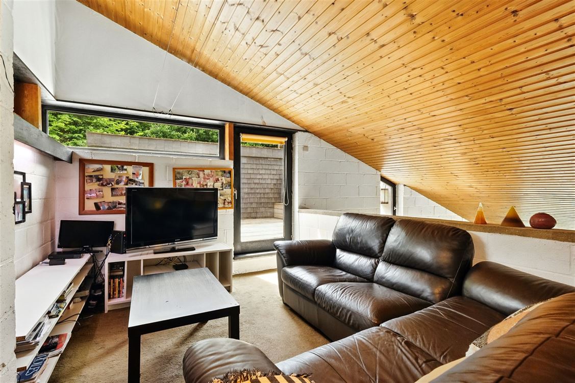 Villa/maison/ferme à DAVE (5 chambres)