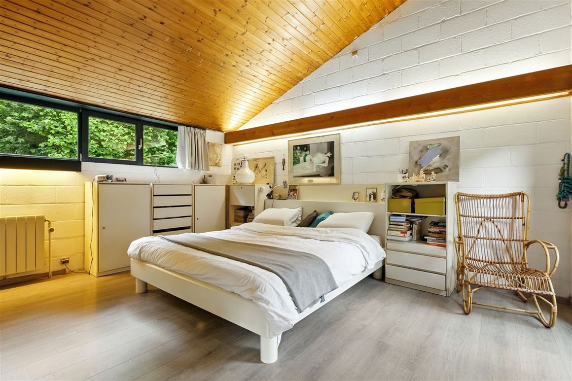 Villa/maison/ferme à DAVE (5 chambres)