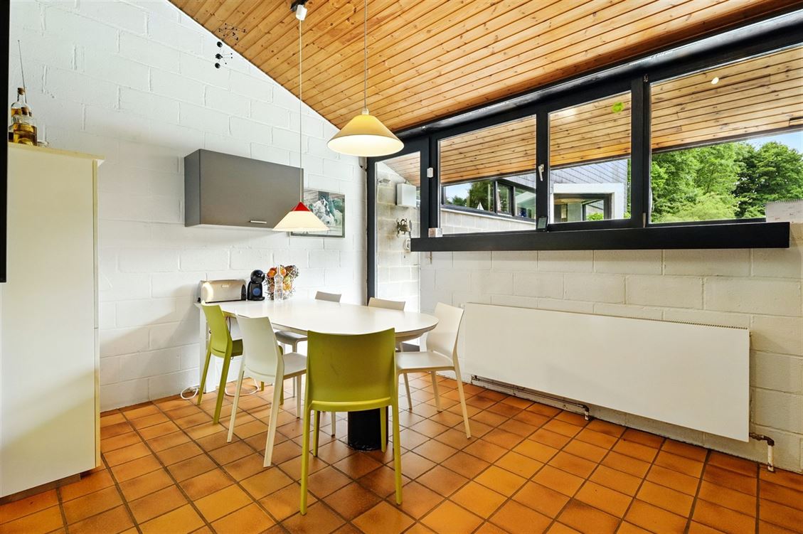 Villa/maison/ferme à DAVE (5 chambres)