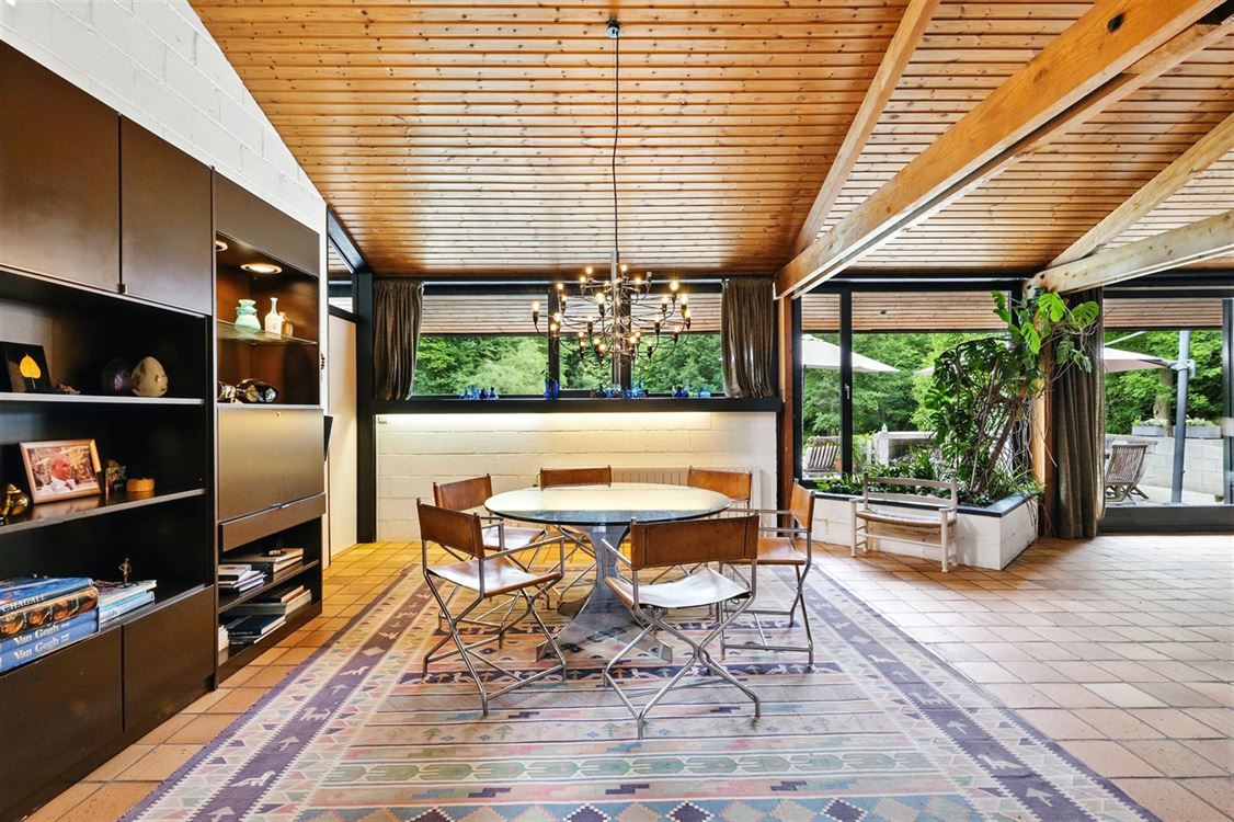 Villa/maison/ferme à DAVE (5 chambres)