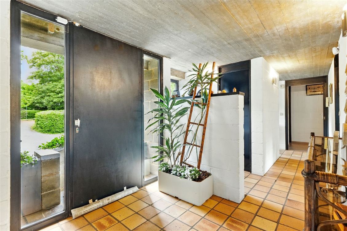 Villa/maison/ferme à DAVE (5 chambres)