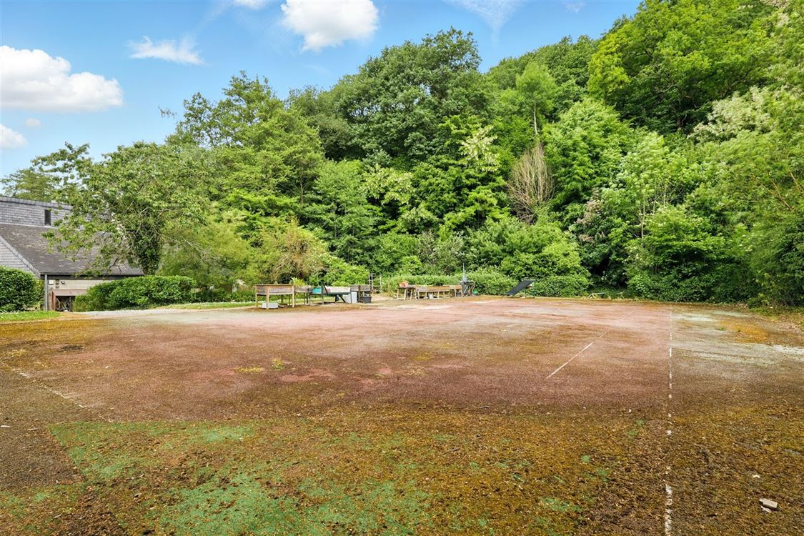 Villa/maison/ferme à DAVE (5 chambres)