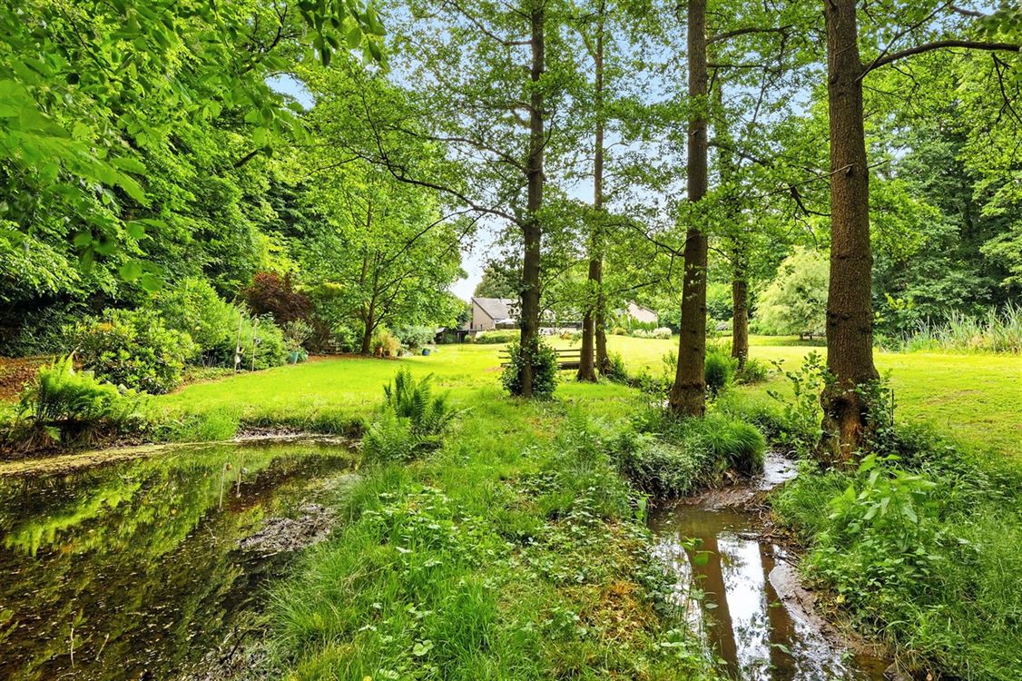 Villa/maison/ferme à DAVE (5 chambres)