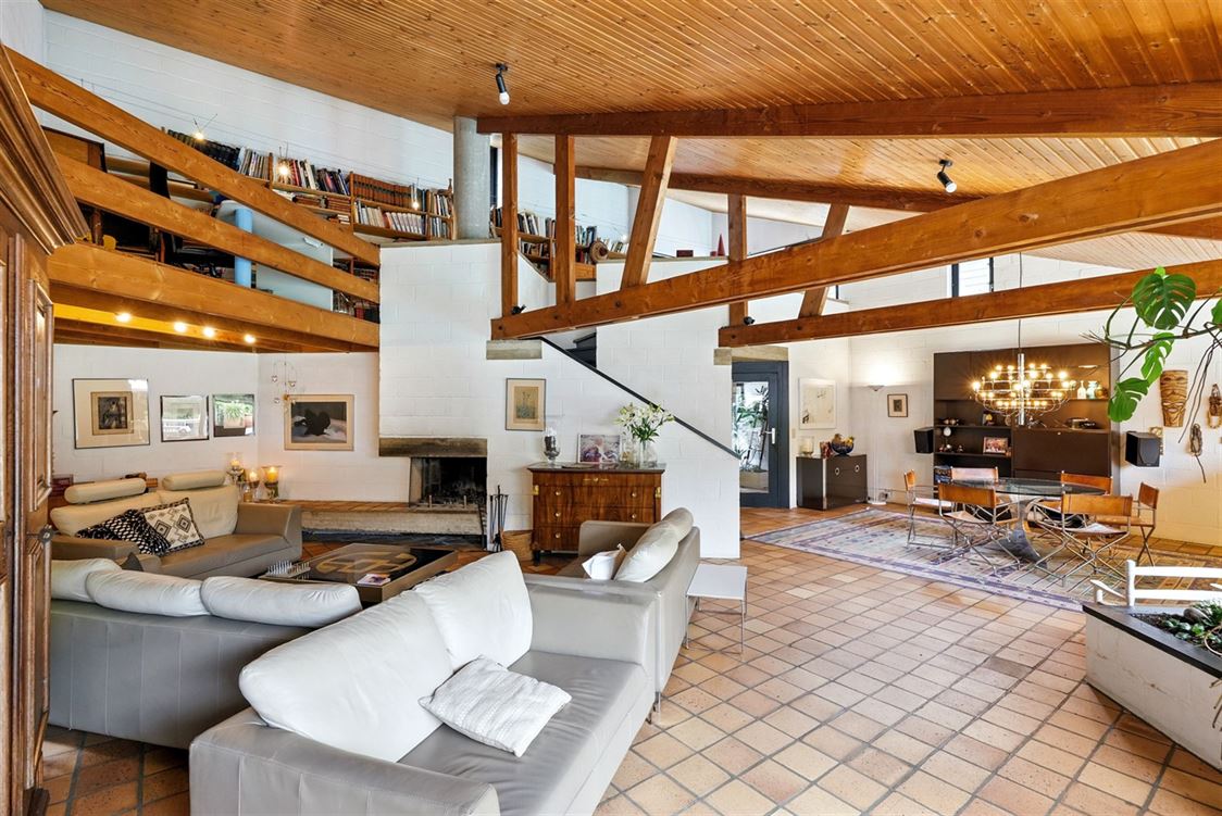 Villa/maison/ferme à DAVE (5 chambres)