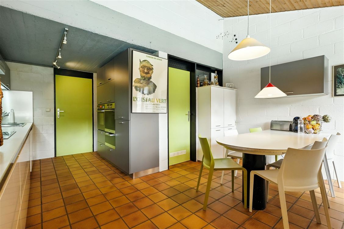 Villa/maison/ferme à DAVE (5 chambres)